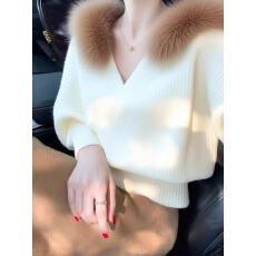 批发高级感<b class='q'>轻熟</b>V领毛领上衣