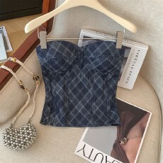 批发实拍美式辣妹显瘦性感牛仔抹胸上衣女<b class='q'>夏</b>季新款带胸垫气质格纹背心