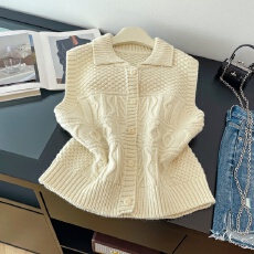 批发实拍复古纹理感洋气显瘦针织马甲女秋冬新款显瘦无袖叠穿背心开衫