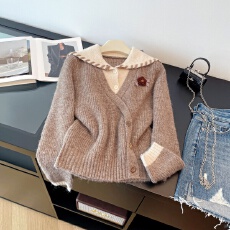 批发实拍外穿气质减龄海军领毛衣秋冬季新品复古显瘦拼接针织假两件女