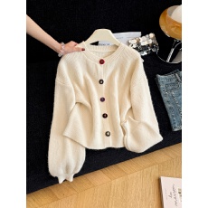 批发实拍洋气<b class='q'>不规则</b>彩色扣显瘦毛衣<b class='q'>开衫</b>女秋冬季新款百搭慵懒气质外套