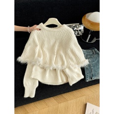 批发实拍2025新款毛绒绒流行斗篷毛衣两件套女秋冬季韩系减龄百搭<b class='q'>套装</b>