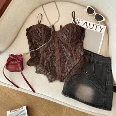 批发实拍春季<b class='q'>新款</b>性感蕾丝一体式胸垫美背女设计感调节扣洋气抹胸吊带