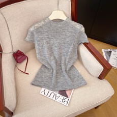 批发实拍春<b class='q'>夏季</b>新款外穿内搭舒适上衣女显瘦百搭纯色洋气针织短袖小衫