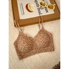 批发实拍性感一体式胸垫<b class='q'>文胸</b>吊带女夏季新款辣妹度假外穿洋气吊带<b class='q'>抹胸</b>