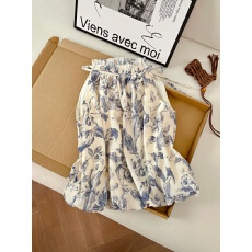 批发实拍显瘦度假外穿性感挂脖衬衫女夏季新款百搭洋气碎花系绳背心