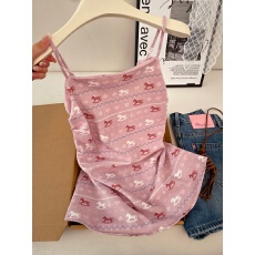 批发实拍性感辣妹夏季外穿吊带上衣<b class='q'>女</b>新款设计感褶皱显瘦收腰甜美背心