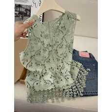 批发实拍夏季度假风显瘦洋气开衫<b class='q'>女</b>新款设计感重工亮片气质无袖上衣