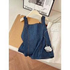 批发实拍夏季显瘦露肩<b class='q'>牛仔</b>吊带<b class='q'>衬衫女</b>新款辣妹外穿洋气复古系绳上衣