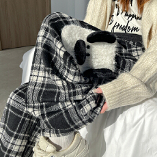 批发实拍可爱卡通直筒格子<b class='q'>裤</b>女秋冬慵懒风松弛感<b class='q'>时尚</b>宽松阔腿休闲<b class='q'>裤</b>子