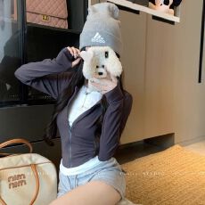 批发假两件黑白撞色修身T恤打底衫女春秋新款韩系<b class='q'>长袖</b>叠穿上衣<b class='q'>防晒衫</b>