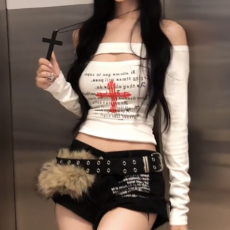 批发260克人棉<b class='q'>莫代尔</b> 十字架字母印花长袖<b class='q'>t</b><b class='q'>恤</b>露肩修身显瘦打底衫上衣