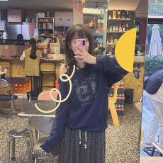 批发斜领曼巴棉300克 后包领彩色内外同色印花长袖宽松<b class='q'>套头卫衣</b><b class='q'>女</b>