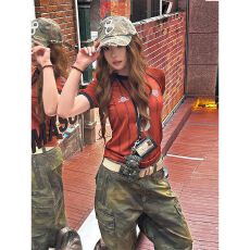 批发美式复古<b class='q'>运动</b>风拼接球衣T恤女短袖夏季新款印花<b class='q'>修身</b>交叉圆领上衣