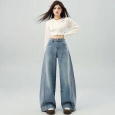 批发高级感<b class='q'>烫钻</b>弯刀<b class='q'>牛仔裤</b>女2026夏季新款宽松遮胯小个子镰刀阔腿裤