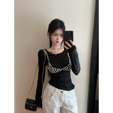 批发已出货 长袖<b class='q'>T</b><b class='q'>恤</b>女冬季设计感修身显瘦打底衫上衣