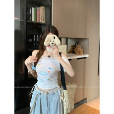 批发已出货 <b class='q'>白色</b>印花一字肩短袖T设计感蕾丝露肩短款收腰甜辣妹上衣