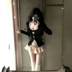 批发已出货 <b class='q'>蕾丝</b>拼接针织衫长袖T恤女纯欲风修身外穿打底气质上衣