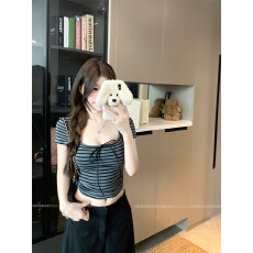 批发已出货 短袖t恤女夏季2025新款露肚脐性感百搭短款修身上衣