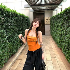 批发已出货 挂脖背心吊带2025新款撞色针织衫薄款夏季无袖辣妹上衣女