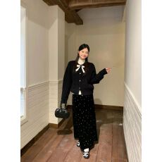 批发已出货 温柔风针织开衫搭配波点打底衫女冬季高腰半身裙三件套装