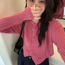 批发已出货 <b class='q'>开衫</b>短款<b class='q'>毛衣</b><b class='q'>女</b>2026春季新款ins修身百搭洋气保暖针织衫