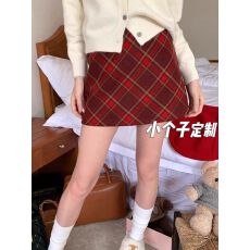 批发已出货 毛呢半身裙女2026秋<b class='q'>冬</b>季加厚红色格纹半裙a字包臀短裙