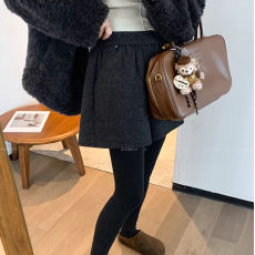 批发已出货 高腰毛呢短裤女2026年<b class='q'>冬</b>季新款显瘦百搭阔腿裤短裤ins