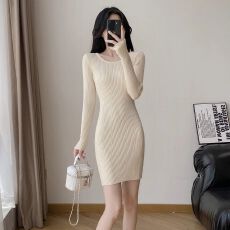 批发已出货 2026春季修身内搭配大衣收腰包臀打底圆领毛衣短裙子