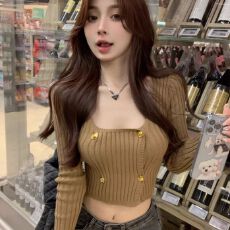 批发已出货长袖锁骨<b class='q'>针织衫</b>开衫女性感纯欲修身显瘦短款打底上衣