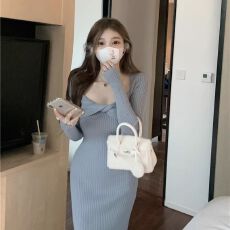 批发已出货 长裙小众设计感扭结连衣裙女甜美温柔风修身开叉打底裙子