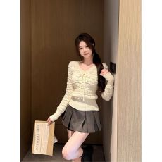 批发已出货 甜美风镂空波浪V领系带针织衫女装秋冬别致显瘦上衣