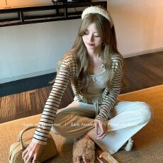 批发已出货 新款韩系圆领刺绣条纹针织开衫显瘦长袖百搭上衣外套女