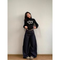 批发已出货 2026韩系<b class='q'>花朵</b>黑色正肩长袖<b class='q'>t</b><b class='q'>恤</b>女春秋内搭打底