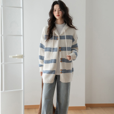 批发已出货 条纹连帽开衫毛衣女2026春季新款宽松慵懒风外搭针织上衣