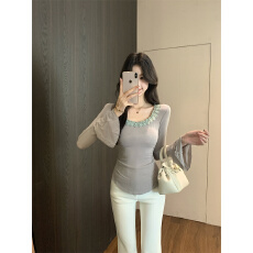 批发已出货 蕾丝u领长袖t恤女春季设计感超好看纯欲紧身<b class='q'>打底衫</b>上衣