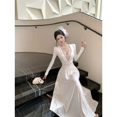 批发已出货 蕾丝拼接长袖白色<b class='q'>连衣裙</b>女<b class='q'>秋季</b>气质收腰显瘦长裙子