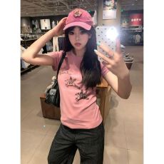 批发韩系简约学院风印花短袖<b class='q'>T</b><b class='q'>恤</b>正肩夏季新款百搭高级感气质上衣女