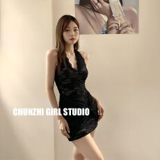 批发法式简约纯欲风设计感小众显瘦V领吊带<b class='q'>连衣裙</b>高级感上衣女