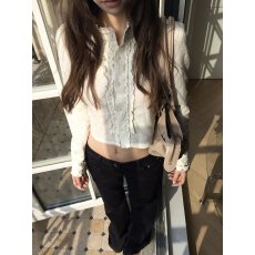 批发法式米<b class='q'>白色</b>花边蕾丝拼接褶皱肌理感开衫小众高级修身短款长袖上衣