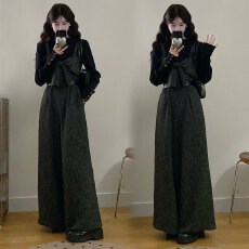 批发实拍~<b class='q'>大码</b>2025秋冬新款整套针织毛衫<b class='q'>背带裤</b>两件套