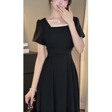 批发网图~大码法式气质方领格子绑带夏季设计感时尚<b class='q'>连衣裙</b>