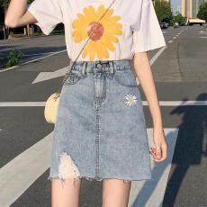 批发牛仔半身裙女夏小雏菊高腰包臀裙ins超火a字的不规则短裙春秋