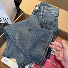 批发韩版满天星爆闪烫钻<b class='q'>牛仔裤</b>女秋季新款高腰宽松直筒垂感阔腿拖地裤