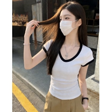 批发「抗菌冰丝」极简藏肉，V领t恤女短袖撞色高级修身上衣