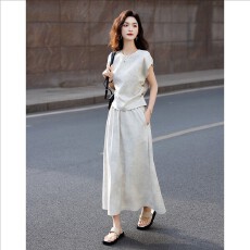 批发晕染<b class='q'>印花</b><b class='q'>套装</b>夏季气质圆领上衣伞裙女式半身裙两件套