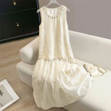 批发高级感小众轻奢连衣裙波西米亚度假风法式无袖<b class='q'>背心</b>裙圆领<b class='q'>亮片</b>拼接