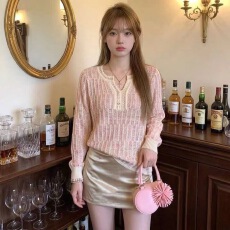 批发已出货 韩国chico镂空长袖针织衫女早秋款撞色条纹宽松遮肉