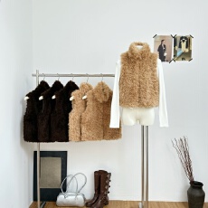 批发aaaaxbbb 旧金山暖潮 两色稀奢<b class='q'>真皮</b>草马甲羊皮立领短款无袖上衣女