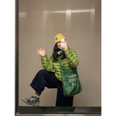 批发27 ONLINESTORE绿色排骨羽绒服女2025新款小众风保暖轻薄大码女装